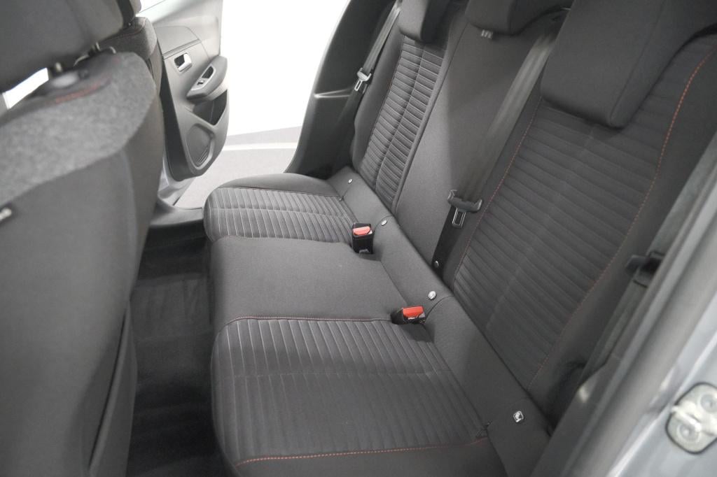 Peugeot 208 puretech 75 active pack | navigatie | parkeersensoren | apple c