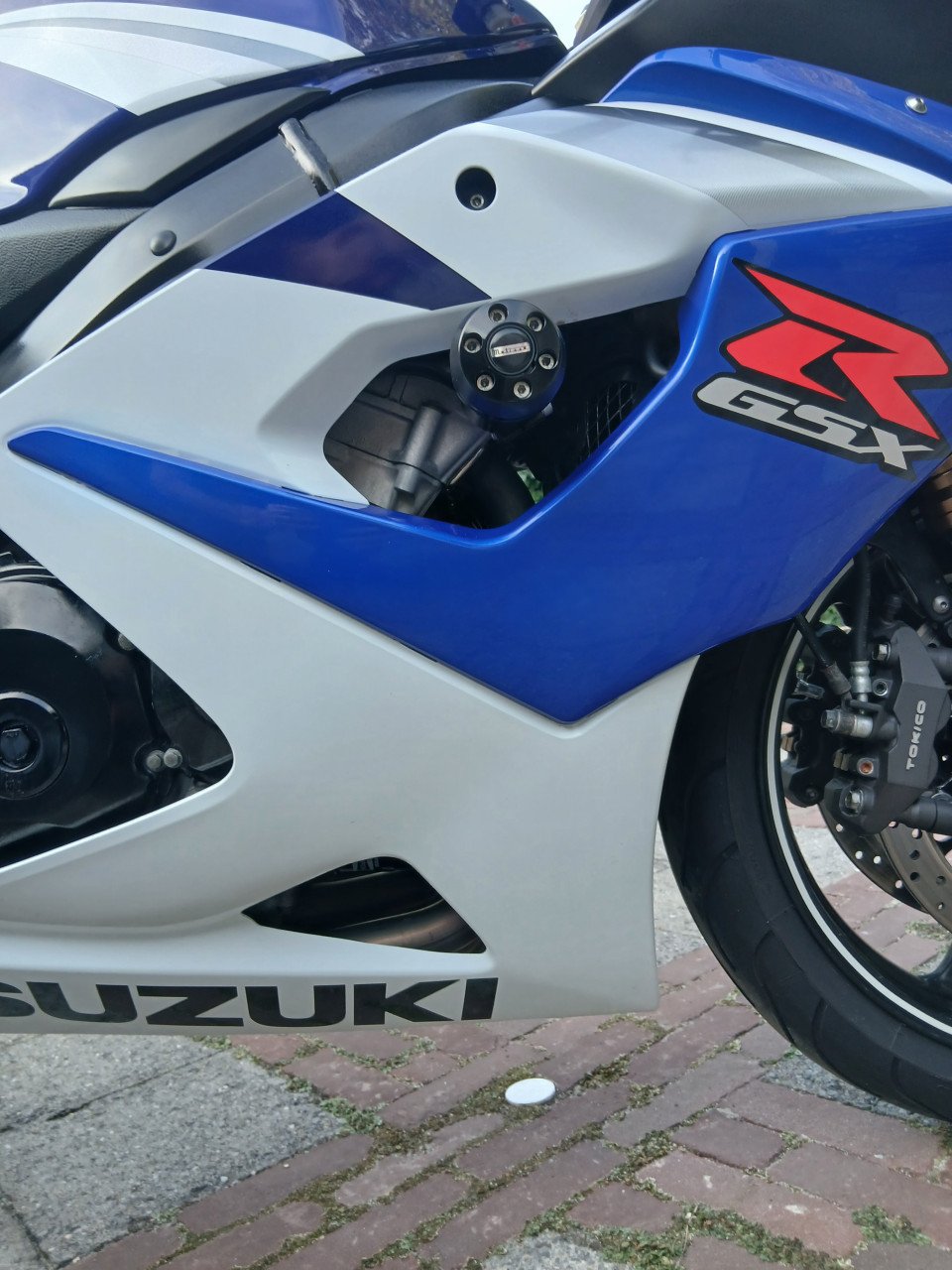 Suzuki gsx 1000 k5  gereserveerd