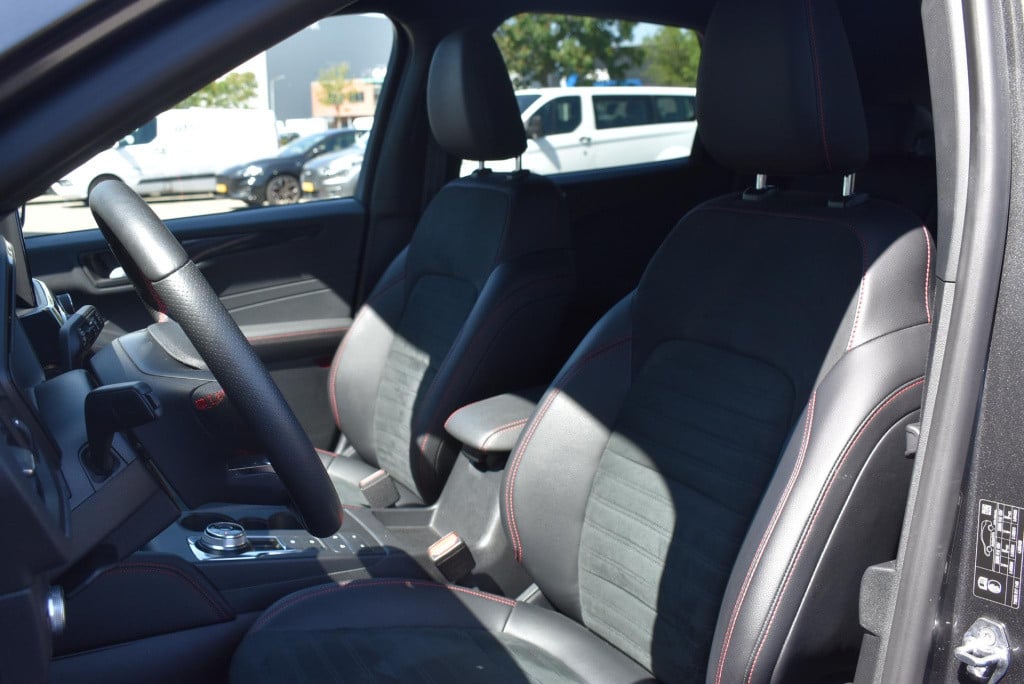 Ford Kuga 2.5 phev st-line x | climate control | cruise control | elektrisc