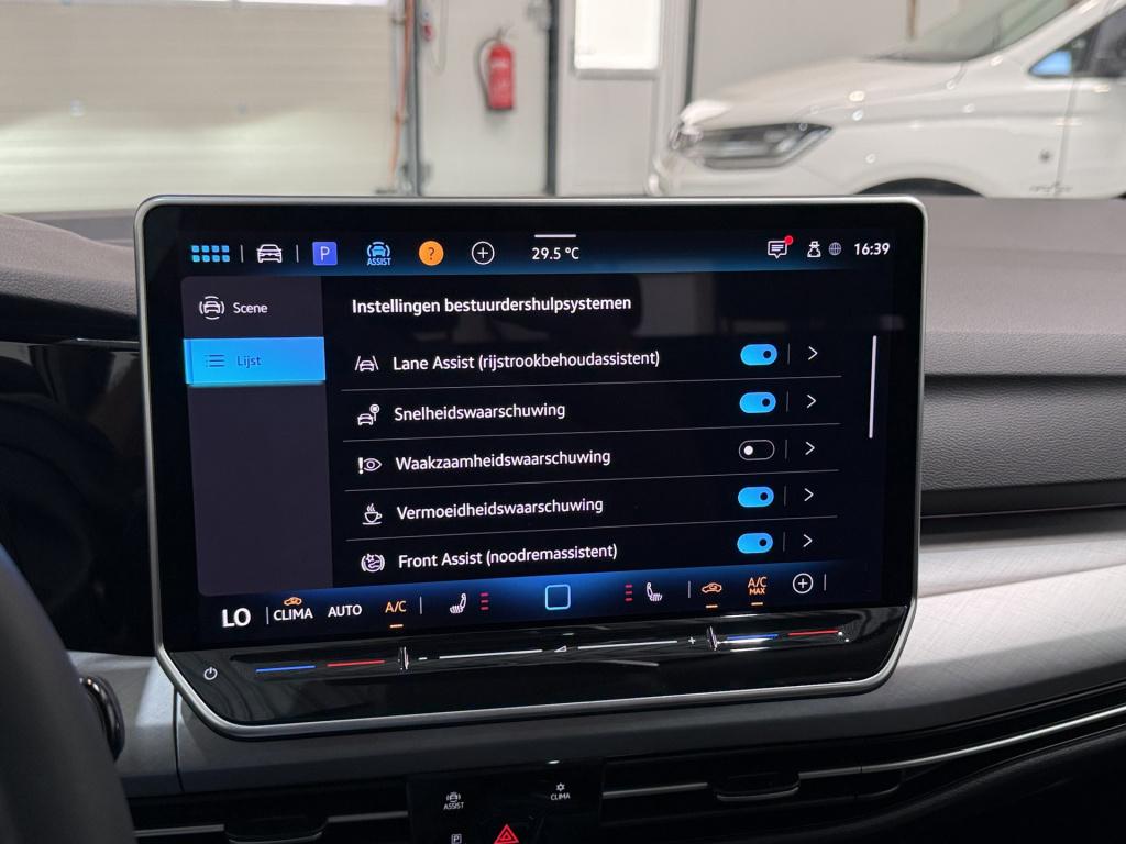 Volkswagen Golf variant 1.5 etsi 150pk dsg style | pano dak