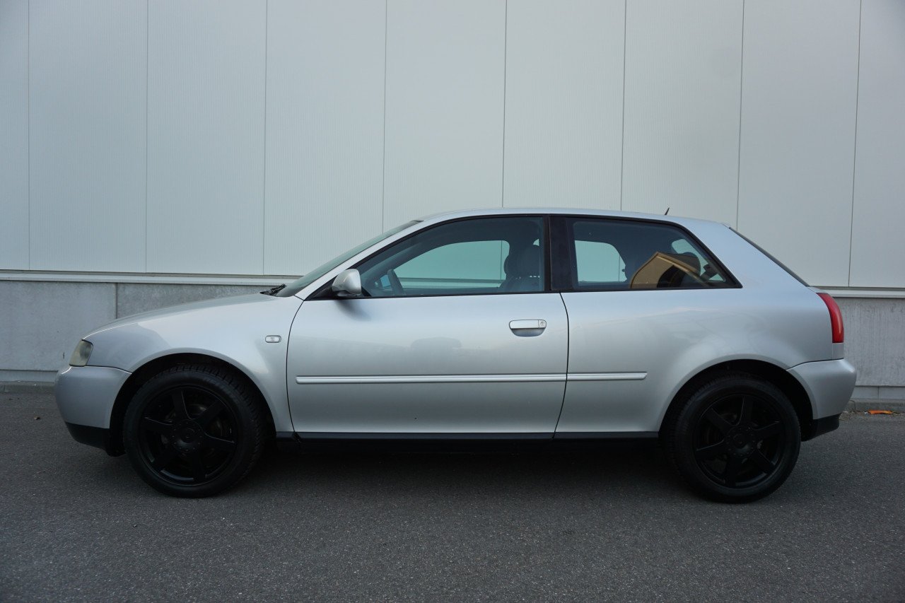 Audi A3 1.6 Attraction - AUTOMAAT / Climate / Elektr. ramen / NAP