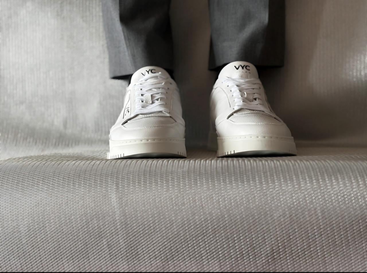 Witte sneakers VYC Milan