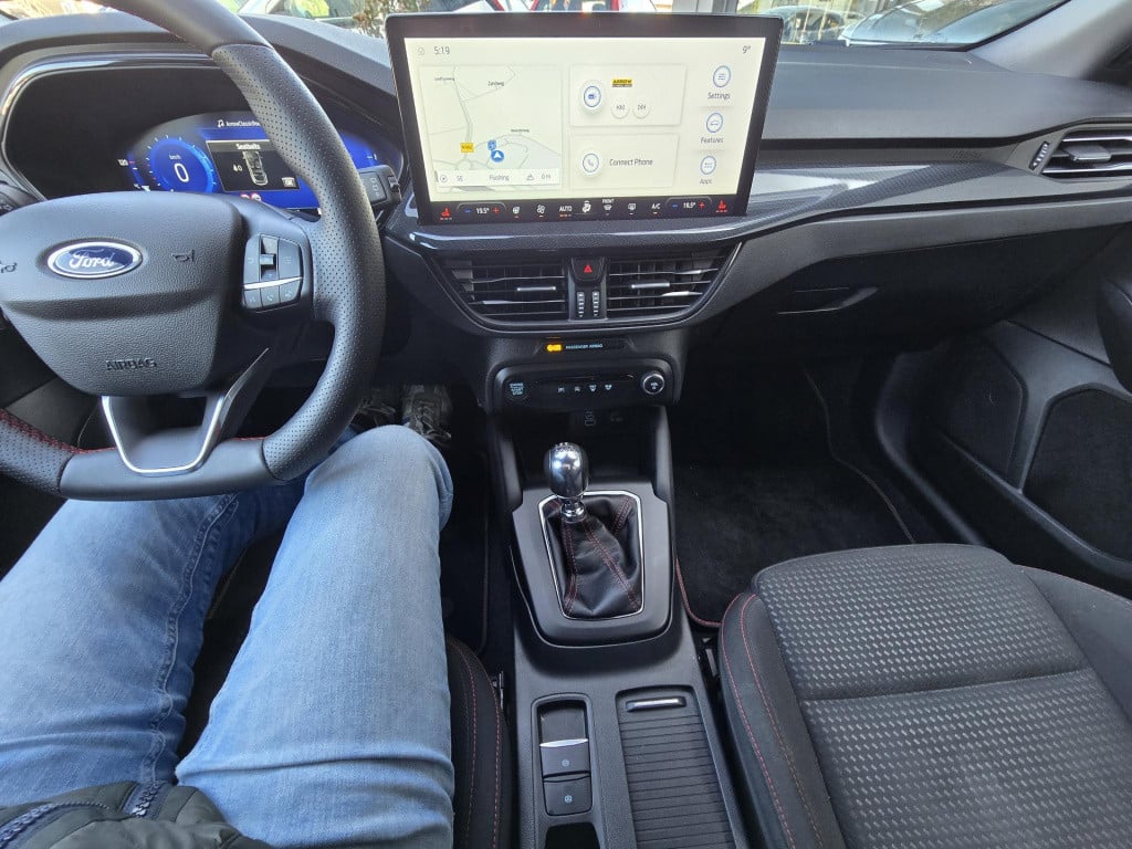 Ford Focus 1.0 ecoboost hybrid st line x mhev garantie t/m 11-02-2029