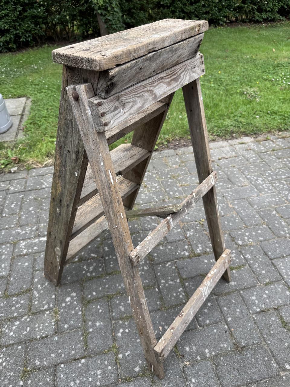 Oude houten trap