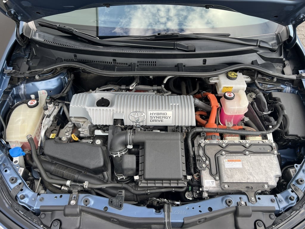 Toyota Auris touring sports 1.8 hybr. dynamic