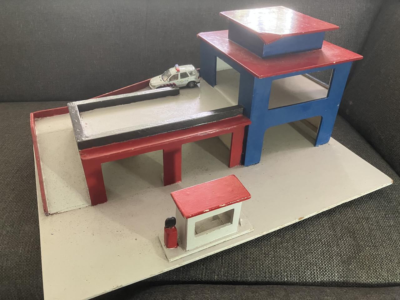 Speelgoed, Schuur, Garage, Hijsconstructie, Huis