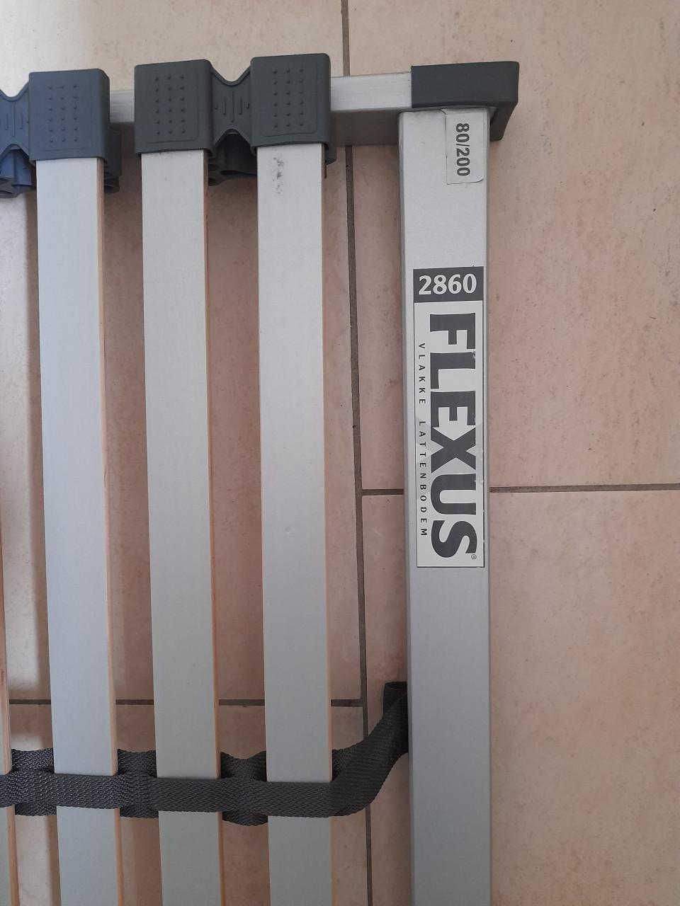 Stevige Lattenbodem 80 x 200 (in goede nette staat )