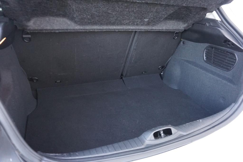 Peugeot 208 1.2 puretech gt-line airco / navi / cruise / camera / pano / ca