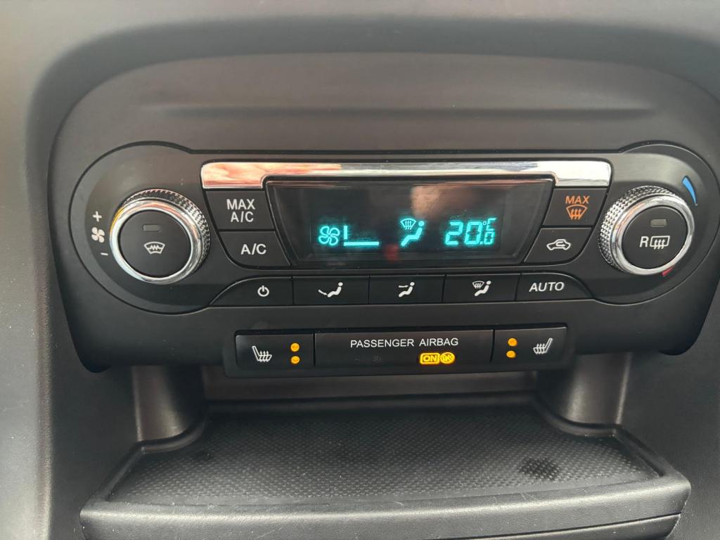 Ford KA ka+ 1.2 85pk black & white, stoelverwarming, voorruitverwarming, se