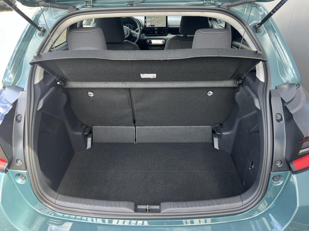 Toyota Yaris 1.5 hyb. 115 dynam | comfort pack |