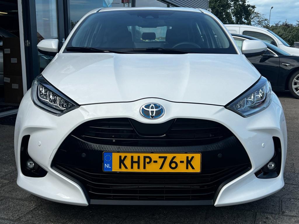 Toyota Yaris 1.5 hybrid dynamic line, camera, carplay, navi enz..