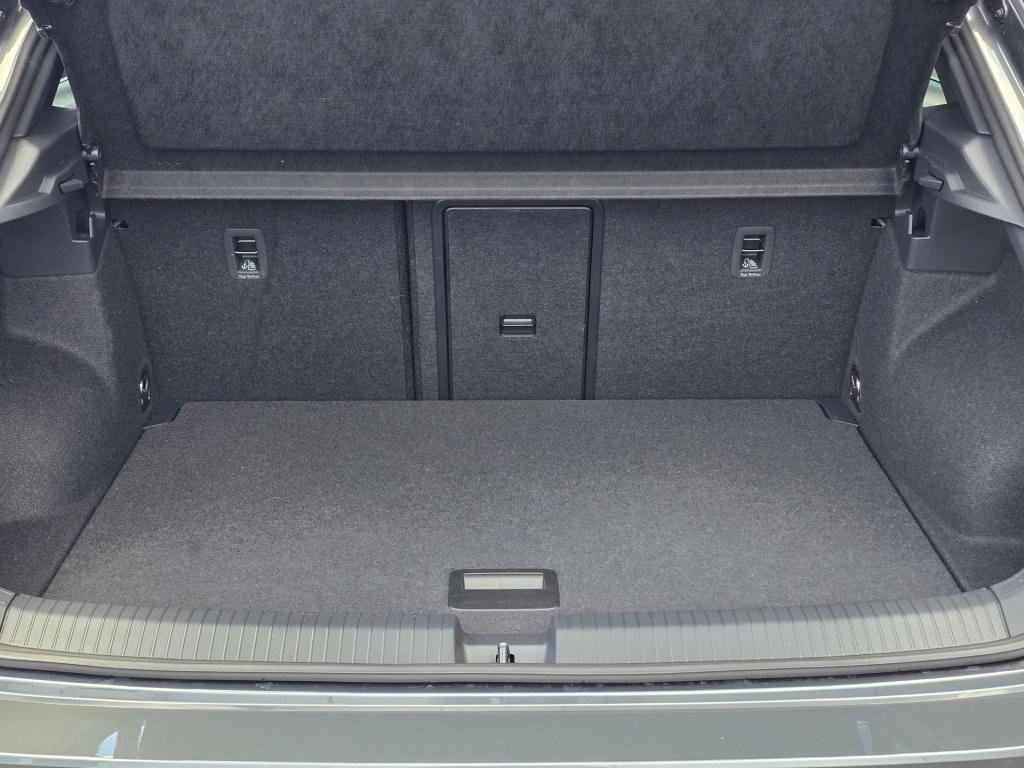 Volkswagen T-roc 1.5 tsi r-line edition virtual cockpit stuur/stoelverwarmi