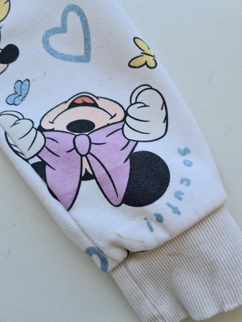 Minnie Mouse wit met kleuren hoodie met capuchon  Maat 140