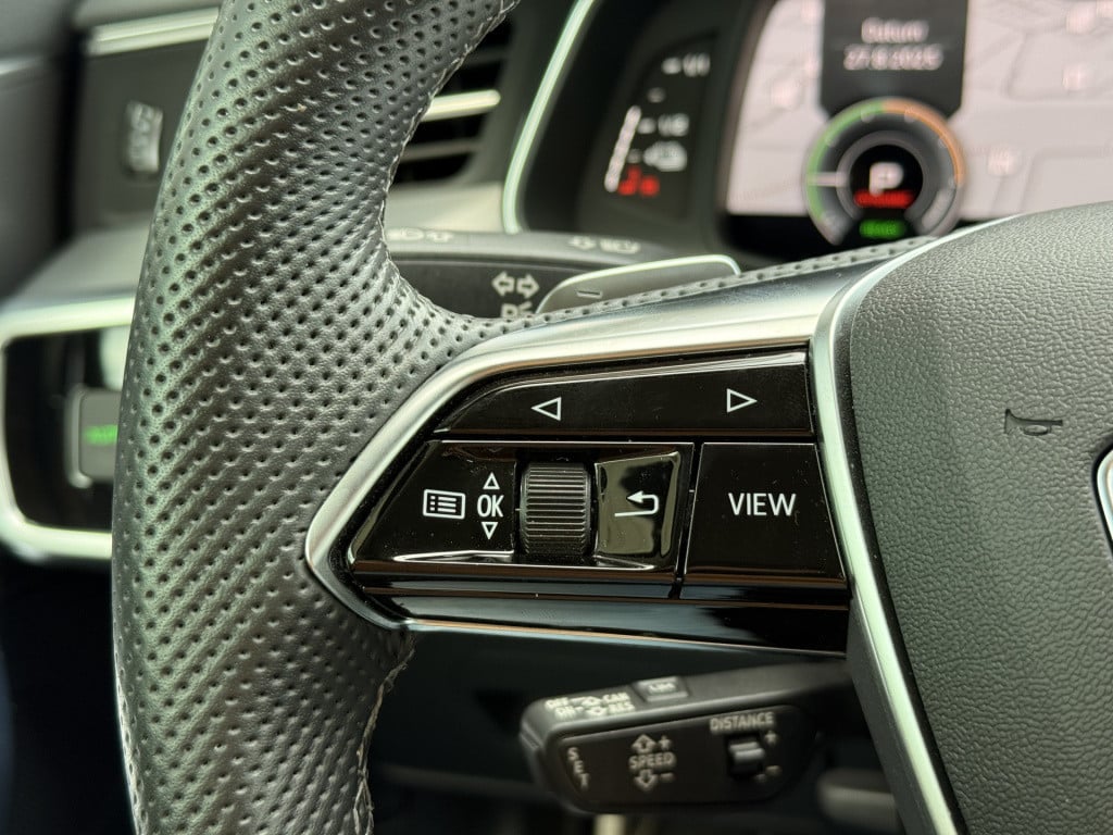 Audi A6 avant 55 tfsi e quattro pro line s competition | acc | bang & olufs