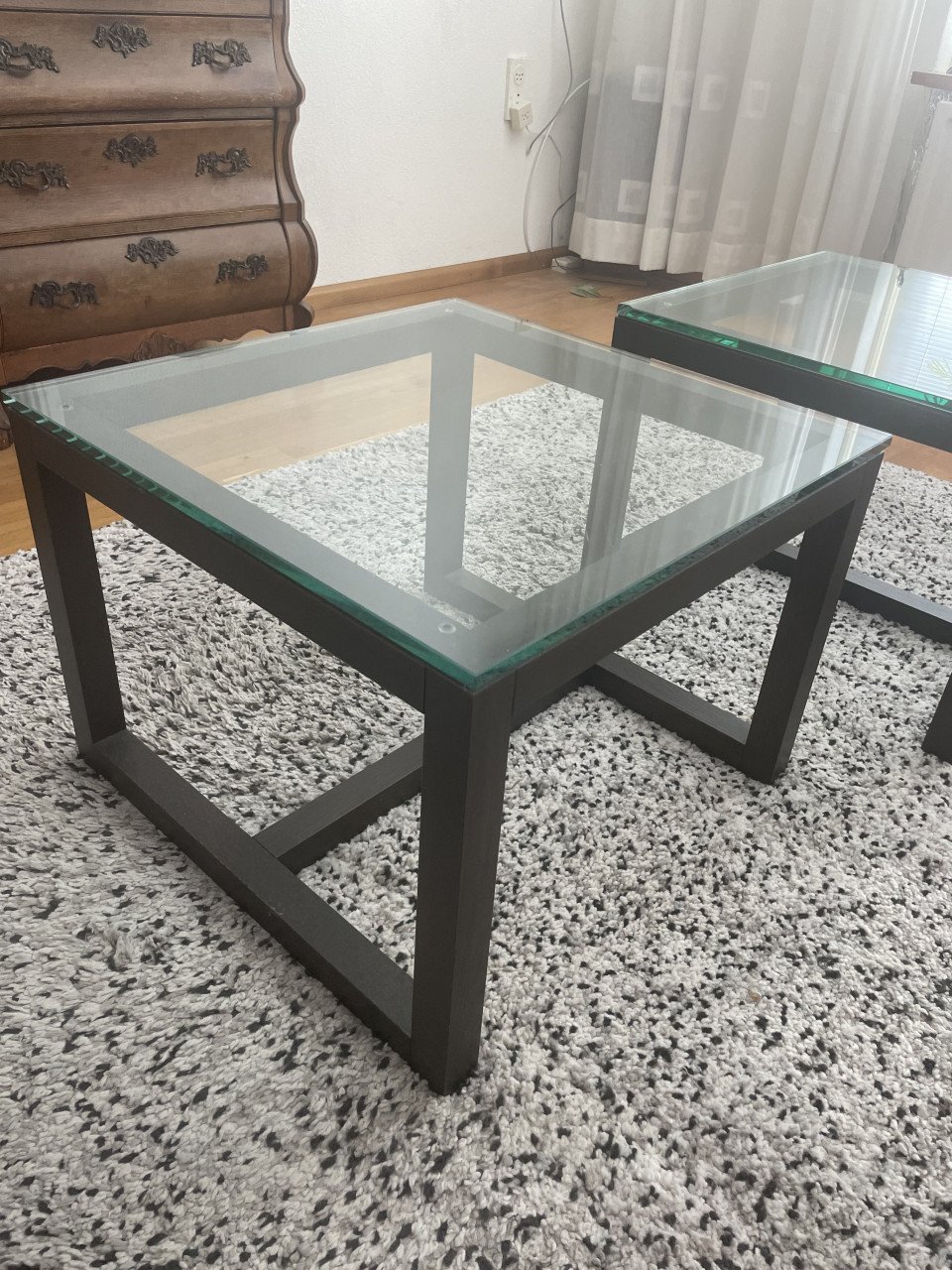 Glazen salon tafel (2e gratis)