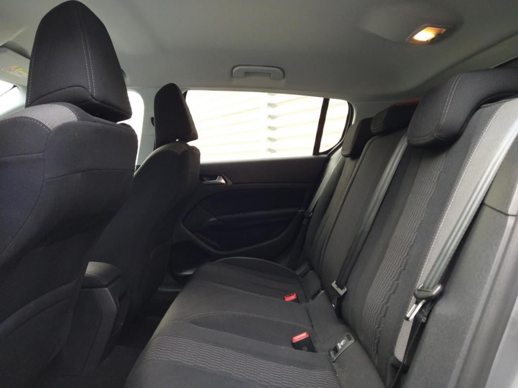 Peugeot 308 1.2 110 style clima/nav/lmv