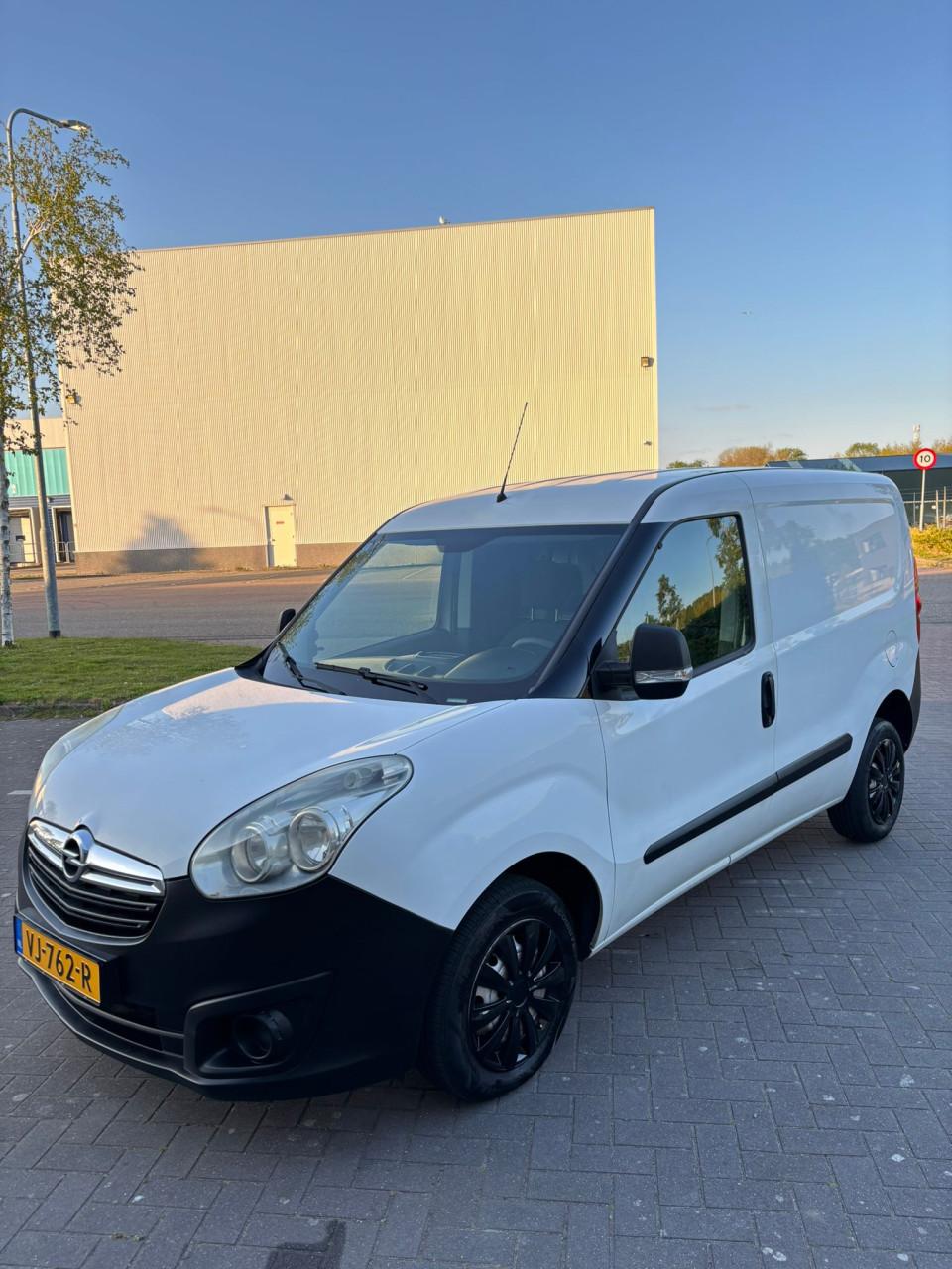Opel Combo 1.6 D 66KW 2014 | NAP | NIEUWE APK!