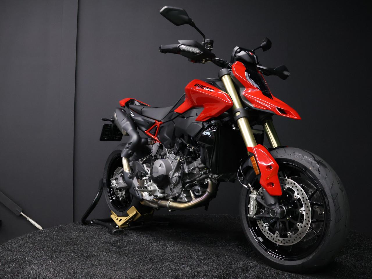 HYPERMOTARD V2 | BTW Motor