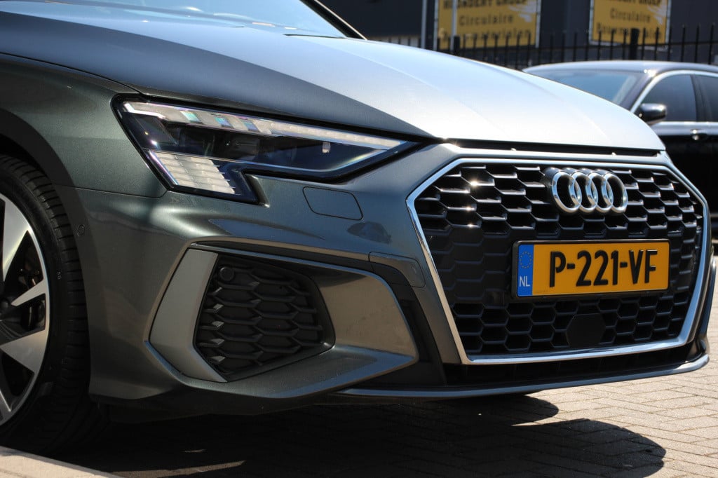 Audi A3 sportback 30 tfsi s edition | 26dkm