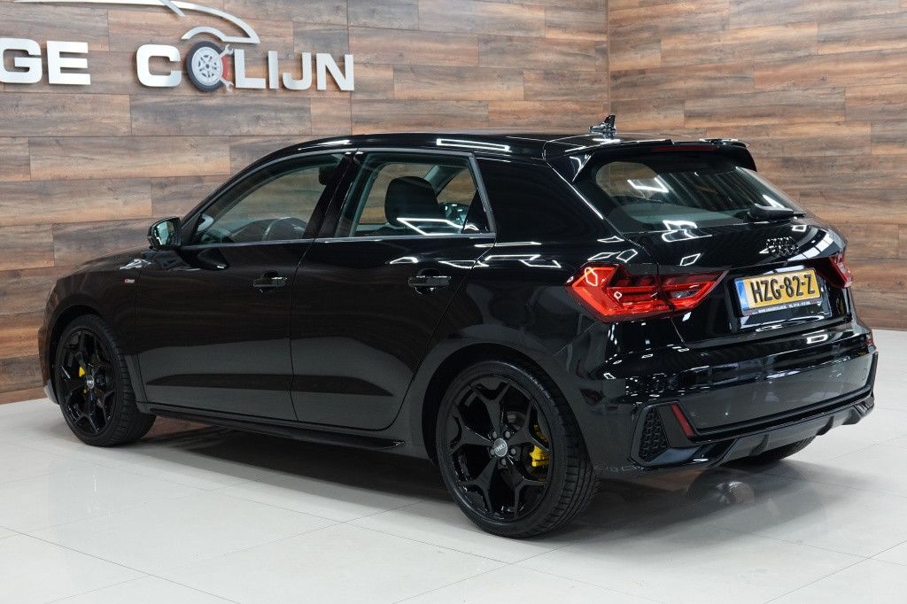 Audi A1 Sportback 35 tfsi | black edition | camera | carplay |