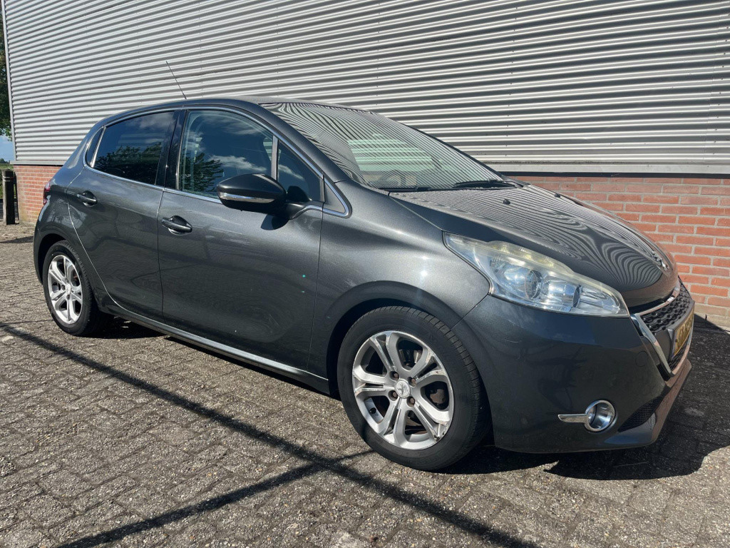 Peugeot 208 1.6 vti allure | orig. nl | nwe apk