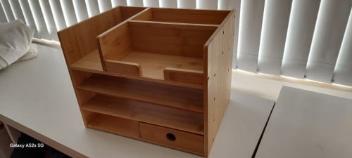 Bureau organizer.