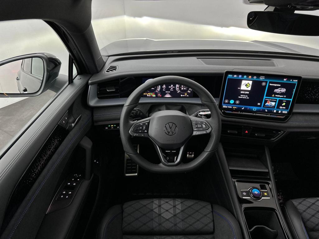 Volkswagen Tayron 1.5 ehybrid r-line