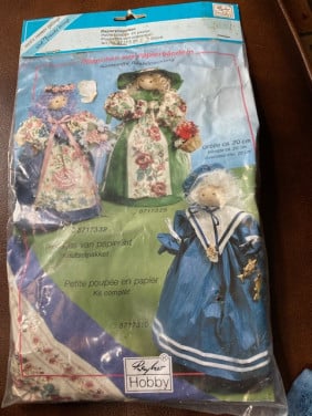 Te koop; zelf pop maken hobby pop