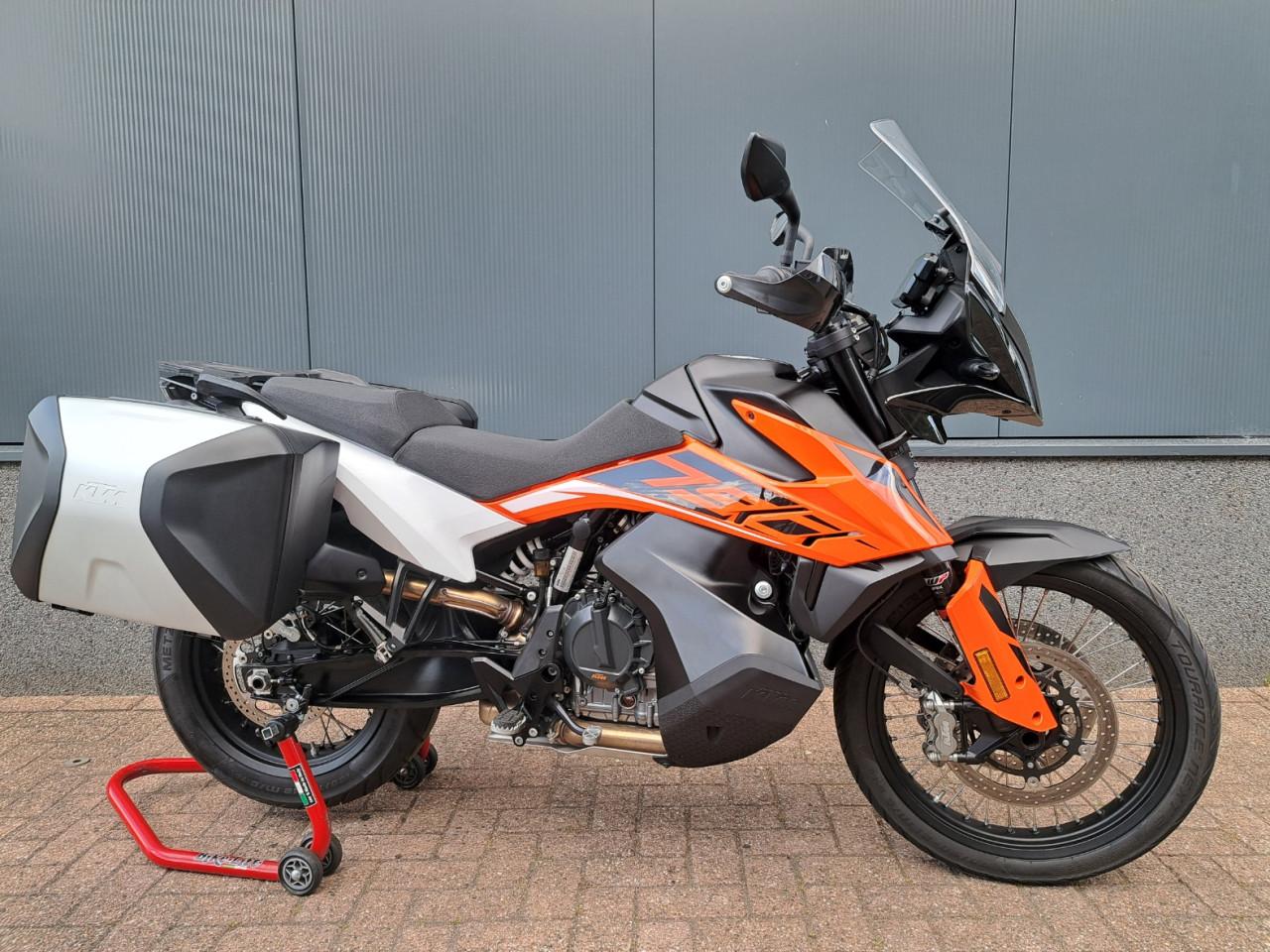 KTM 790 Adventure