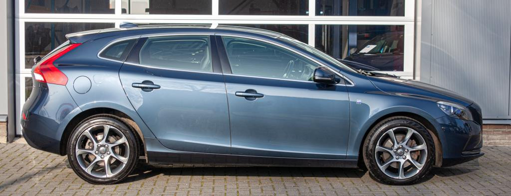 Volvo V40 2.0 t2 inscription ocean race