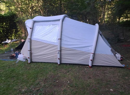 Opblaasbare tent
