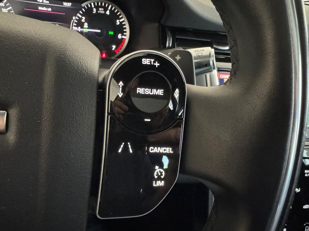 Land Rover Discovery p300e 1.5 r-dynamic s