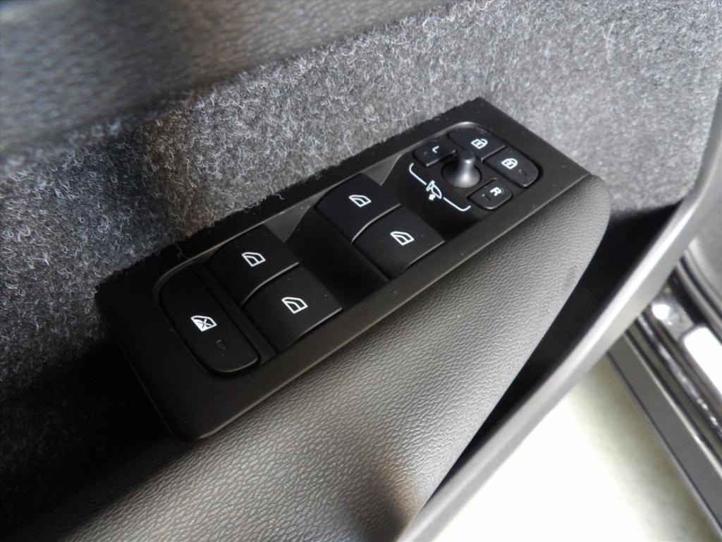 Volvo XC40 t4 twin engine 211pk geartronic inscription expression