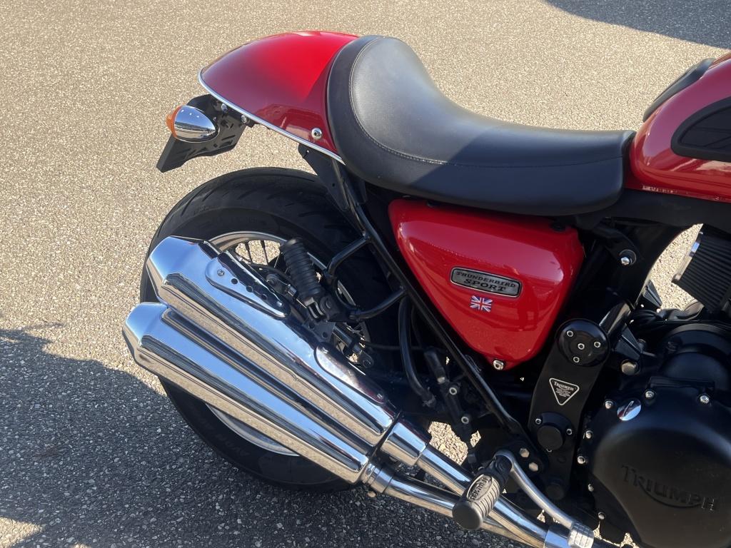 Triumph Thunderbird chopper sport