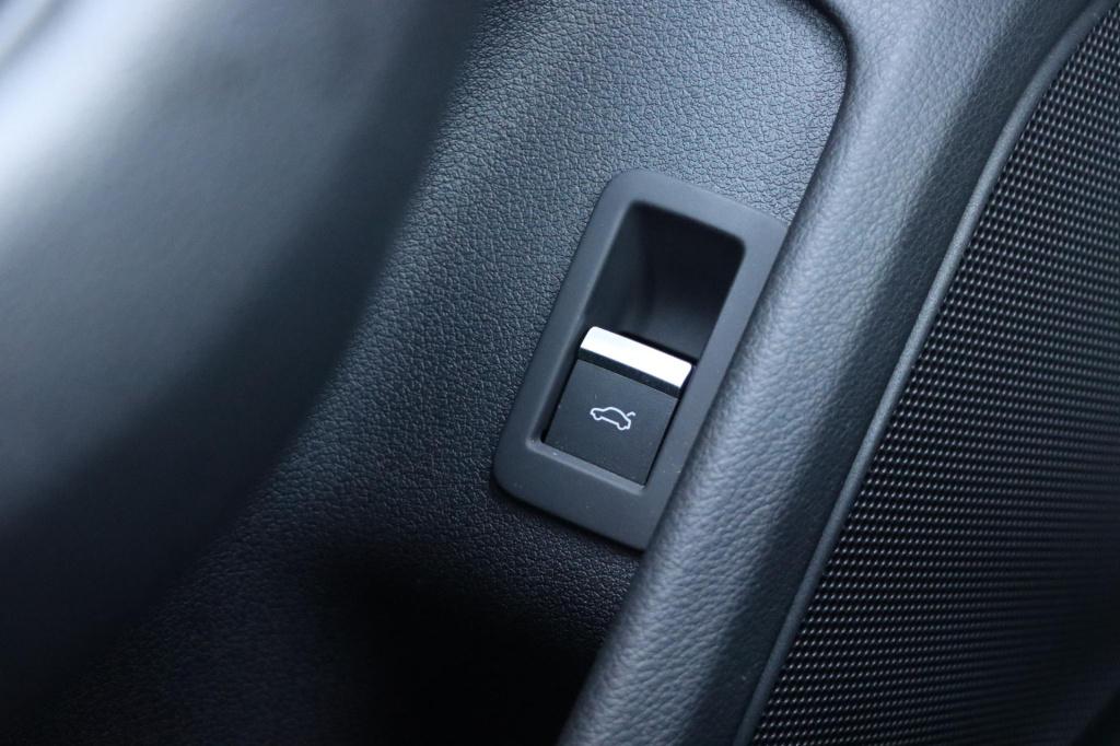 Audi A4 avant 1.4 tfsi sport s line edition