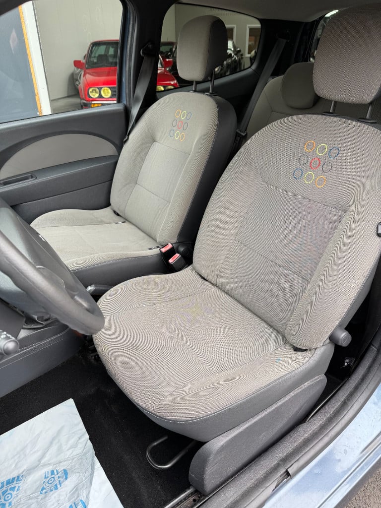 Renault Twingo 1.2 - collection - bluetooth