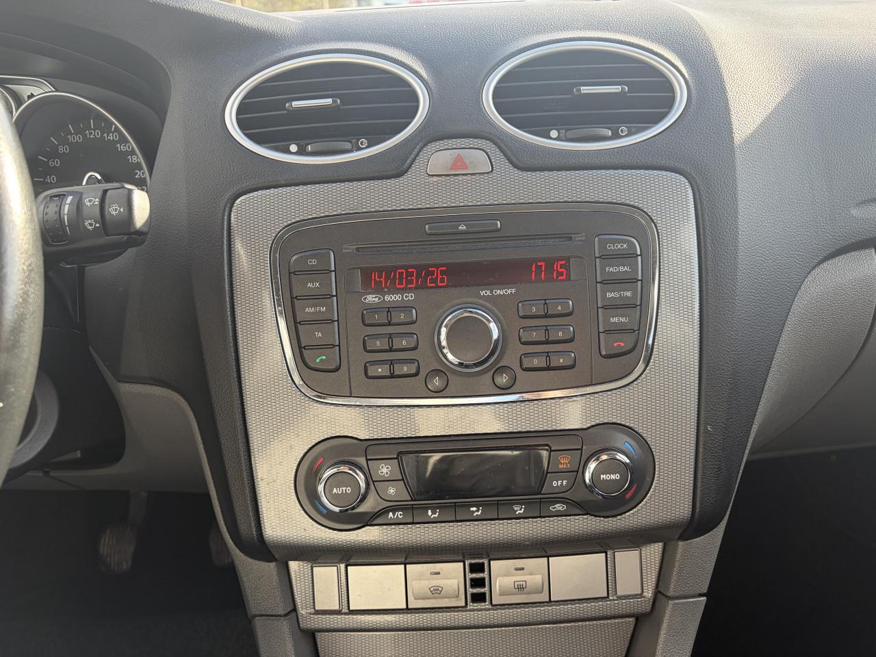 Ford Focus 1.6 Titanium AIRCO 2010