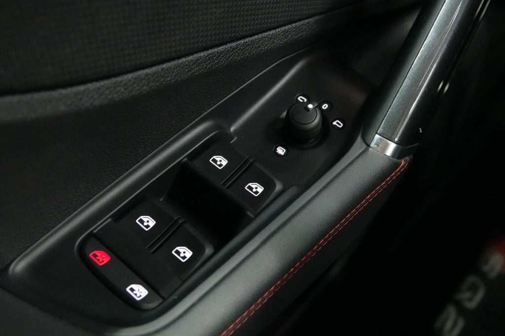 Audi Q2 sq2 2.0 tfsi quattro | 450 pk | pano | led | camera |