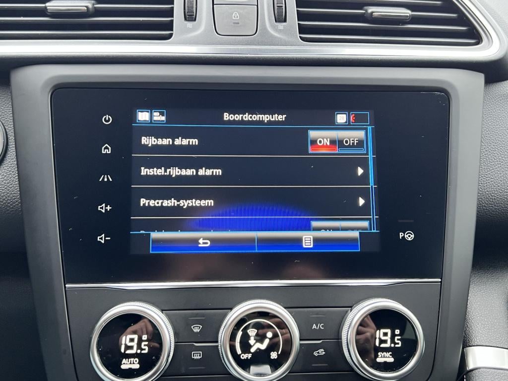 Renault Kadjar 1.3 tce intens automaat | climate control | bt | nav | cruis