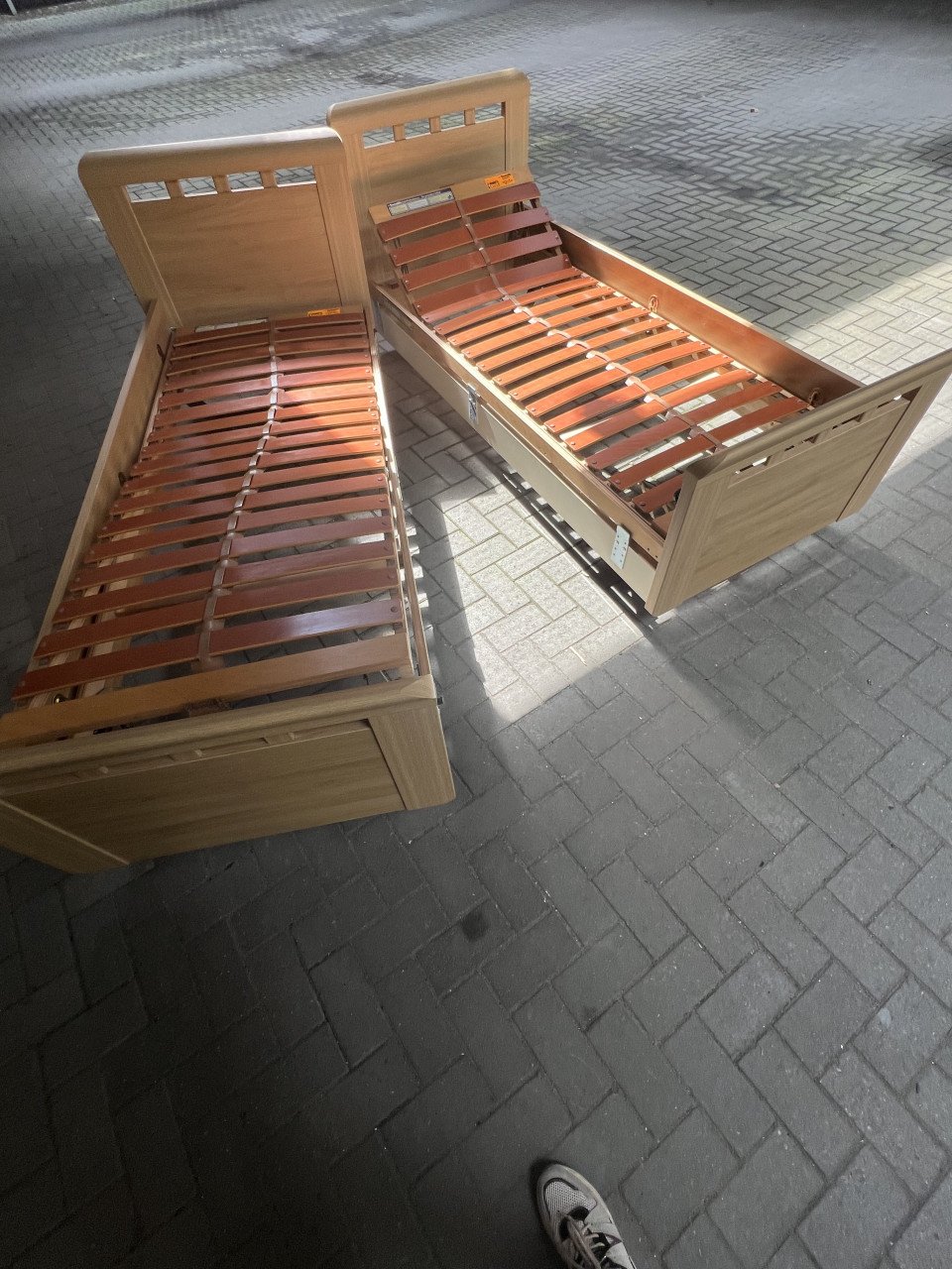 Bed 2 persoons 160x200 cm