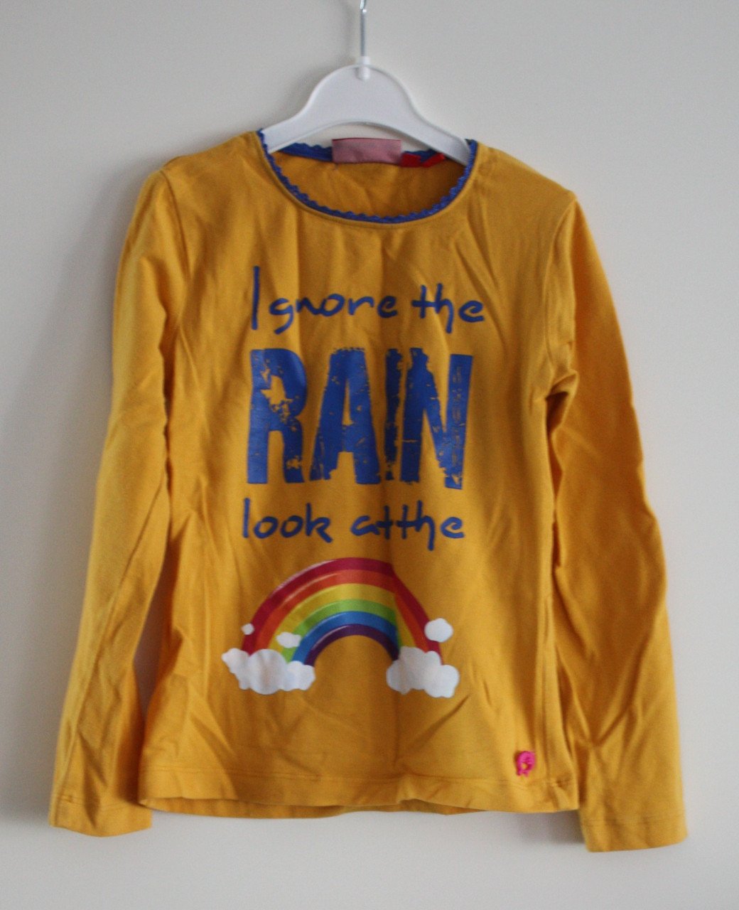 Geel shirt met opdruk maat 116