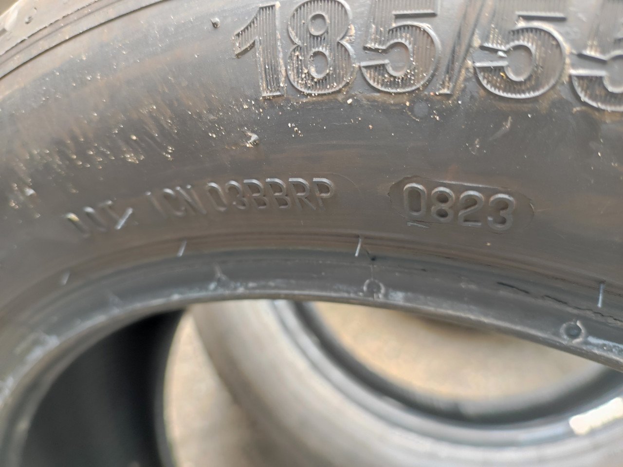 4 Zo goed als nieuwe Tyfoon zomerbanden 185/55 R16 V