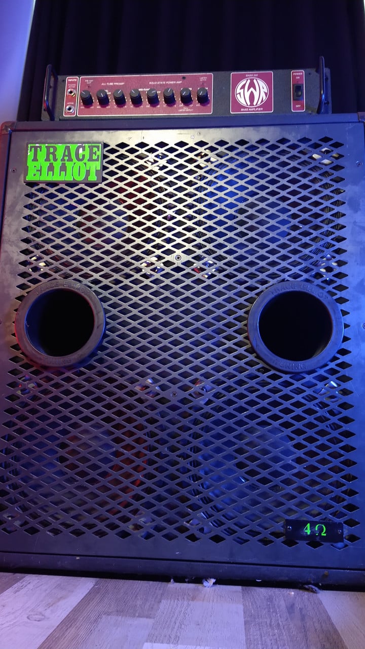 SWR 350 Red Face + Trace Elliot 4x10 Cabinet