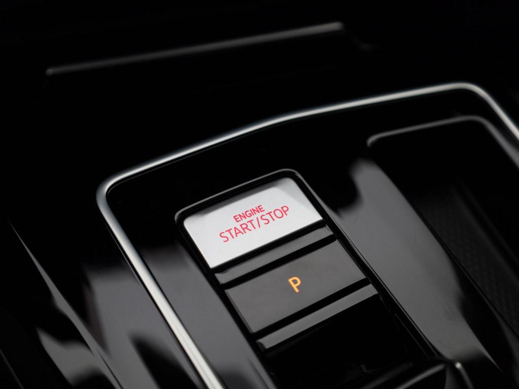 Volkswagen Golf 1.5 ehybrid gte | automaat | panoramadak | navigatie | appl