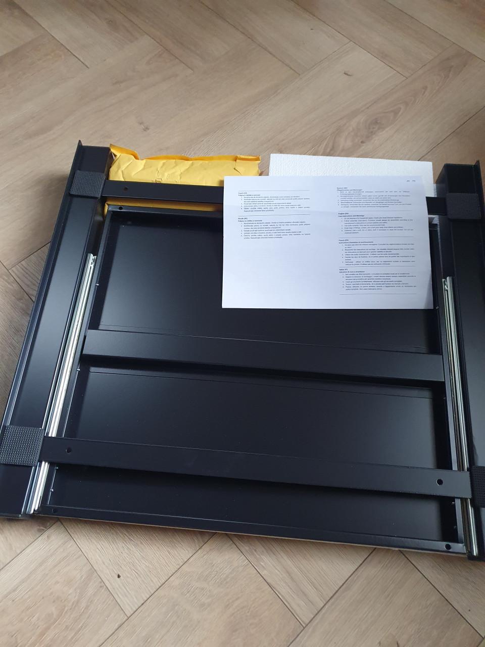 Zwart stapelkit wasmachine + droger | universeel tussenstuk