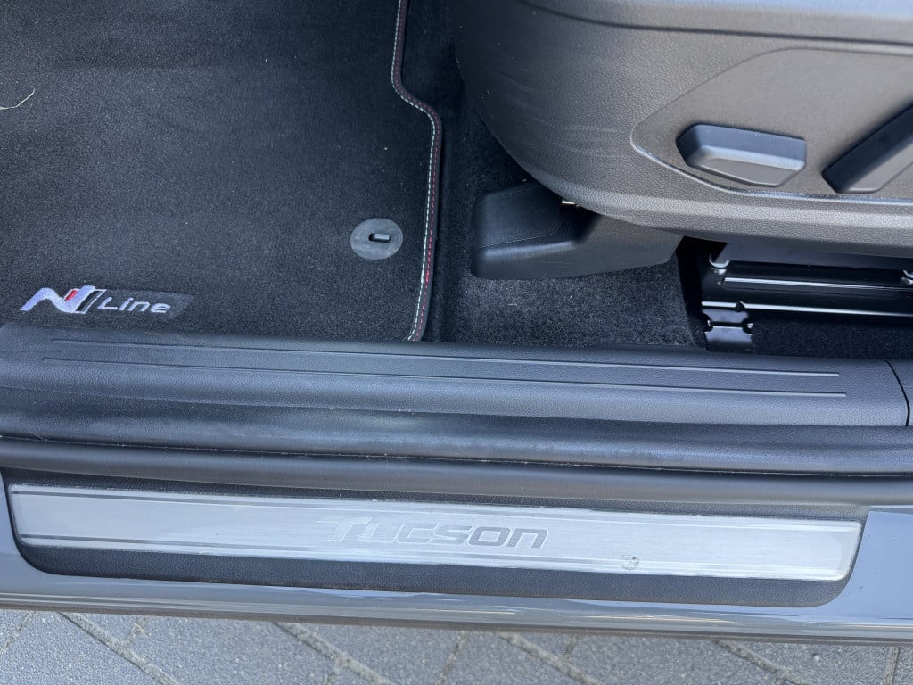 Hyundai Tucson 1.6 t-gdi phev n line sky 265pk | pano dak | full options | 