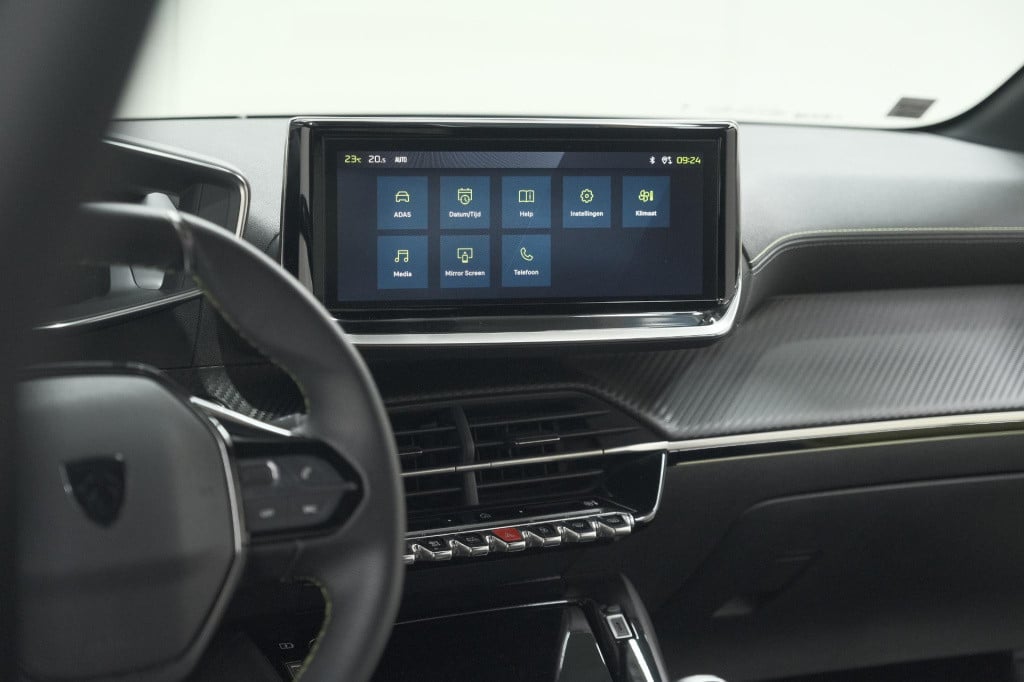 Peugeot 208 puretech 100 gt | camera | apple carplay | parkeersensoren