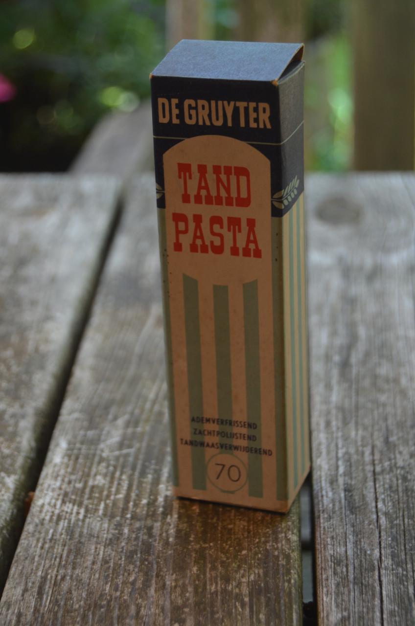 Originele gesloten tube tandpasta van de Gruyter! Jawel! Jaren '50 - '60?