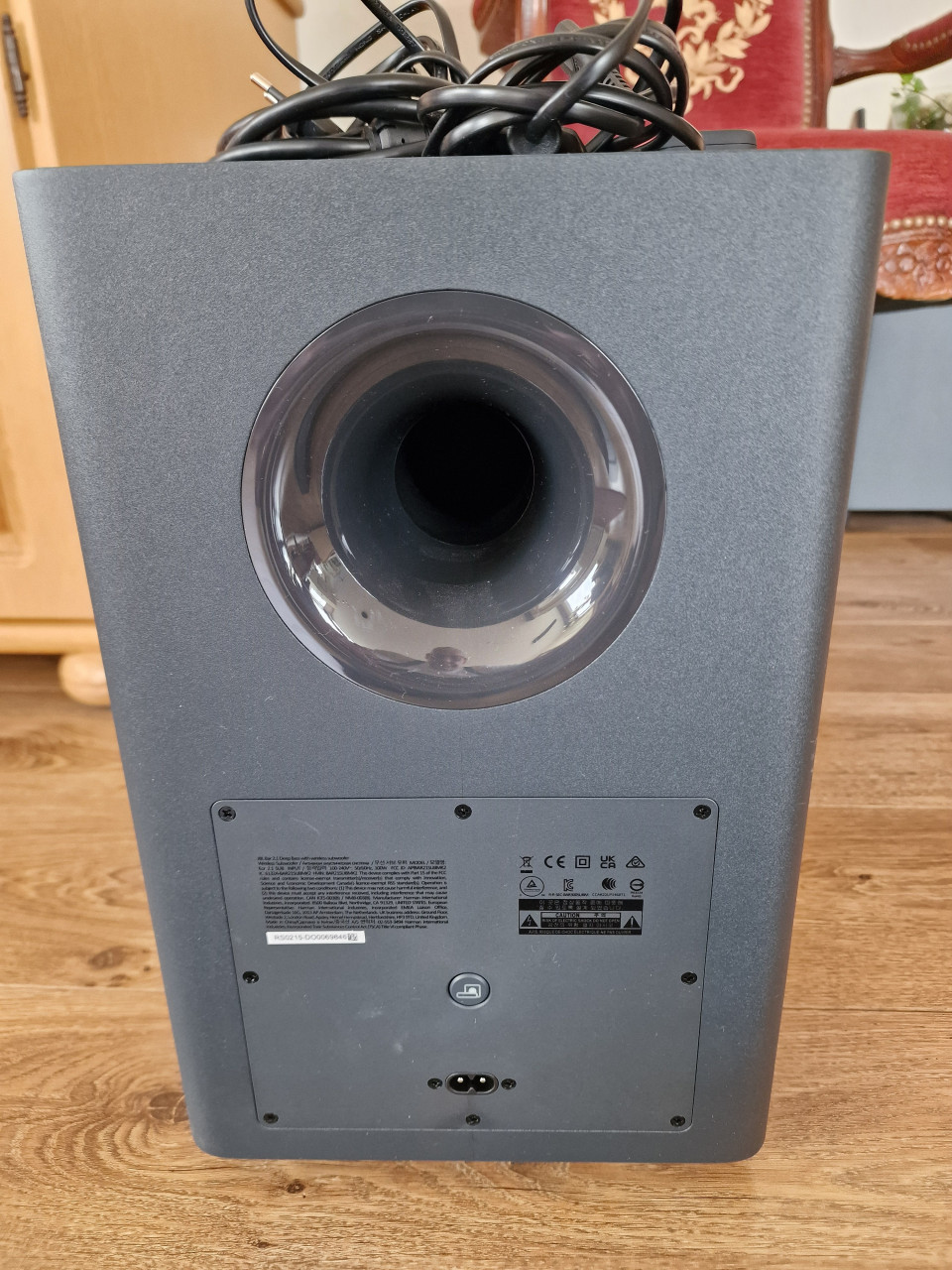JBL soundbar 2.1 deep bass