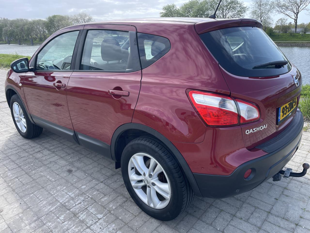 Nissan qashqai 2.0 acenta suv 107000 km